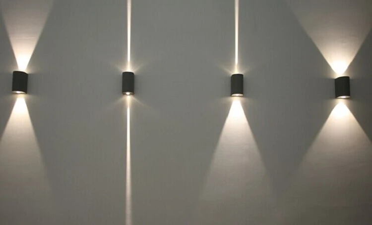 Lampada da parete a risparmio energetico