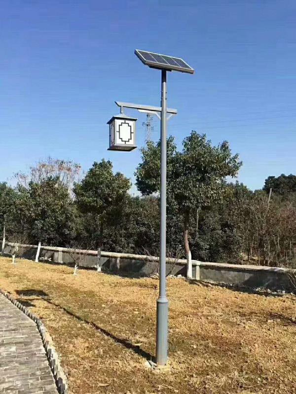 Luce LED solare a bassa tensione